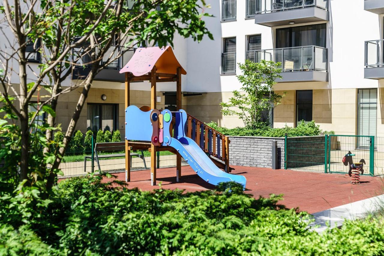 Flatbook - City Center Spa Apartments Motlawa グダニスク エクステリア 写真