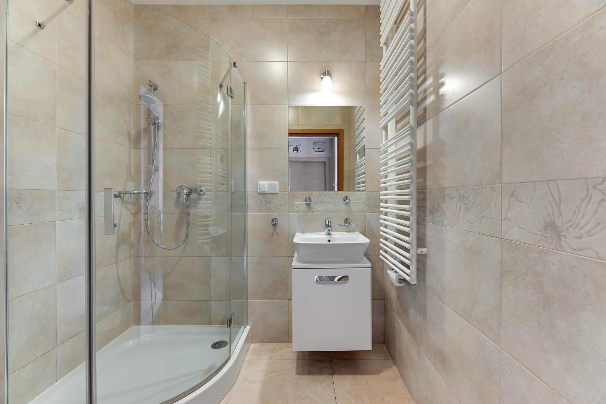 Flatbook - City Center Spa Apartments Motlawa グダニスク エクステリア 写真